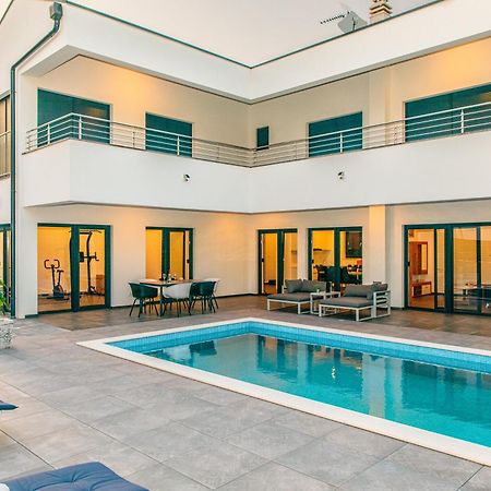 Villa Graefin Malinska Luaran gambar