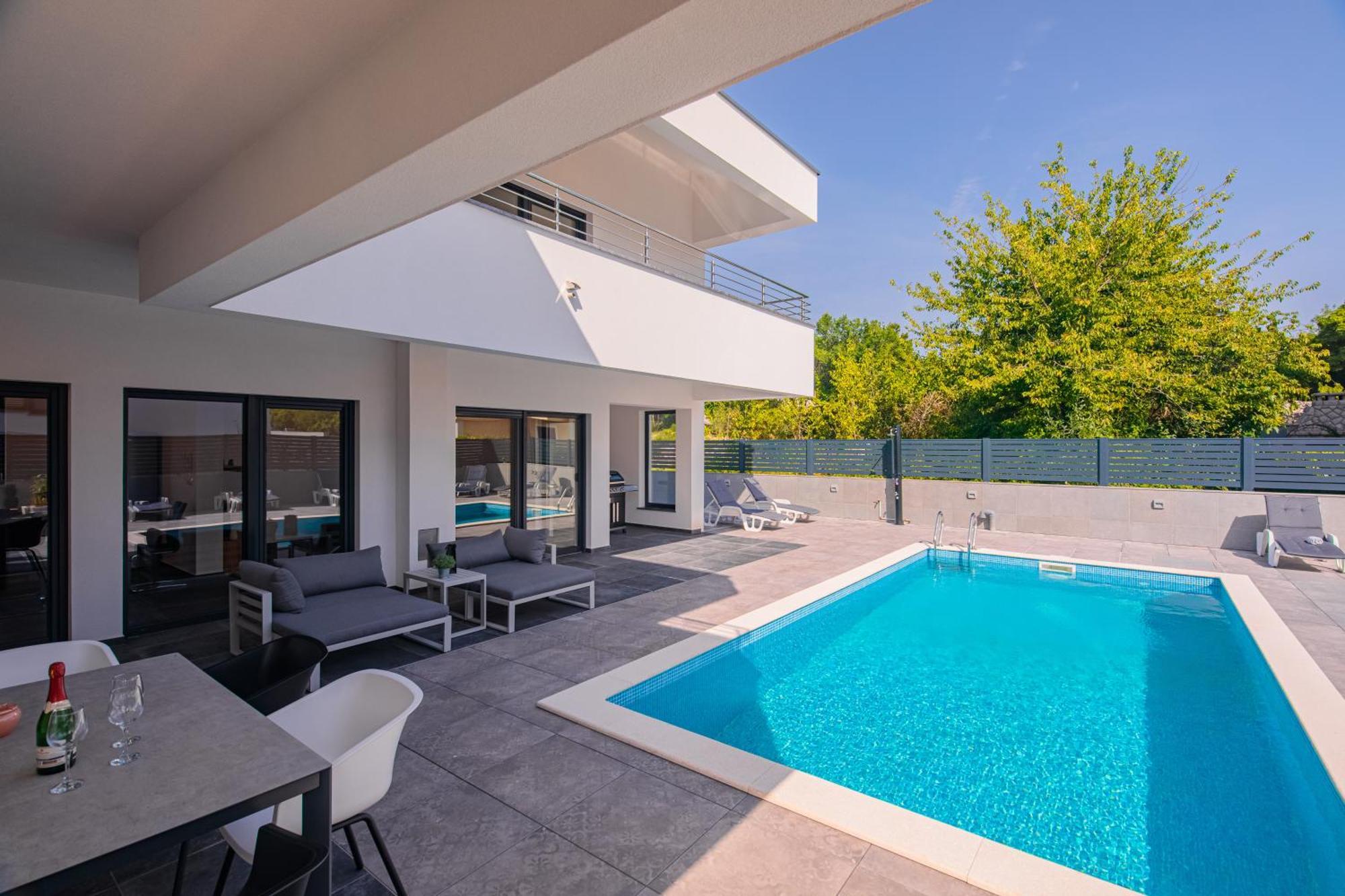 Villa Graefin Malinska Luaran gambar